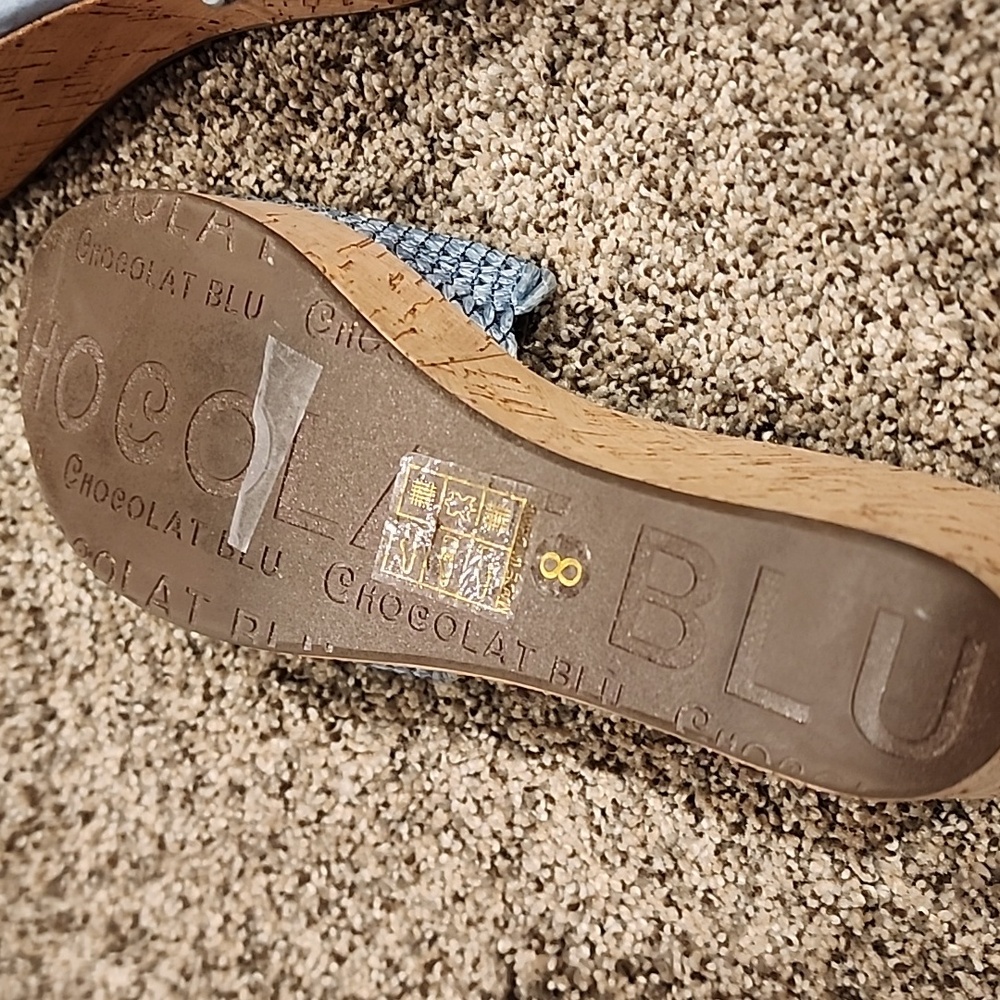 Sandals - Picture 4 of 4